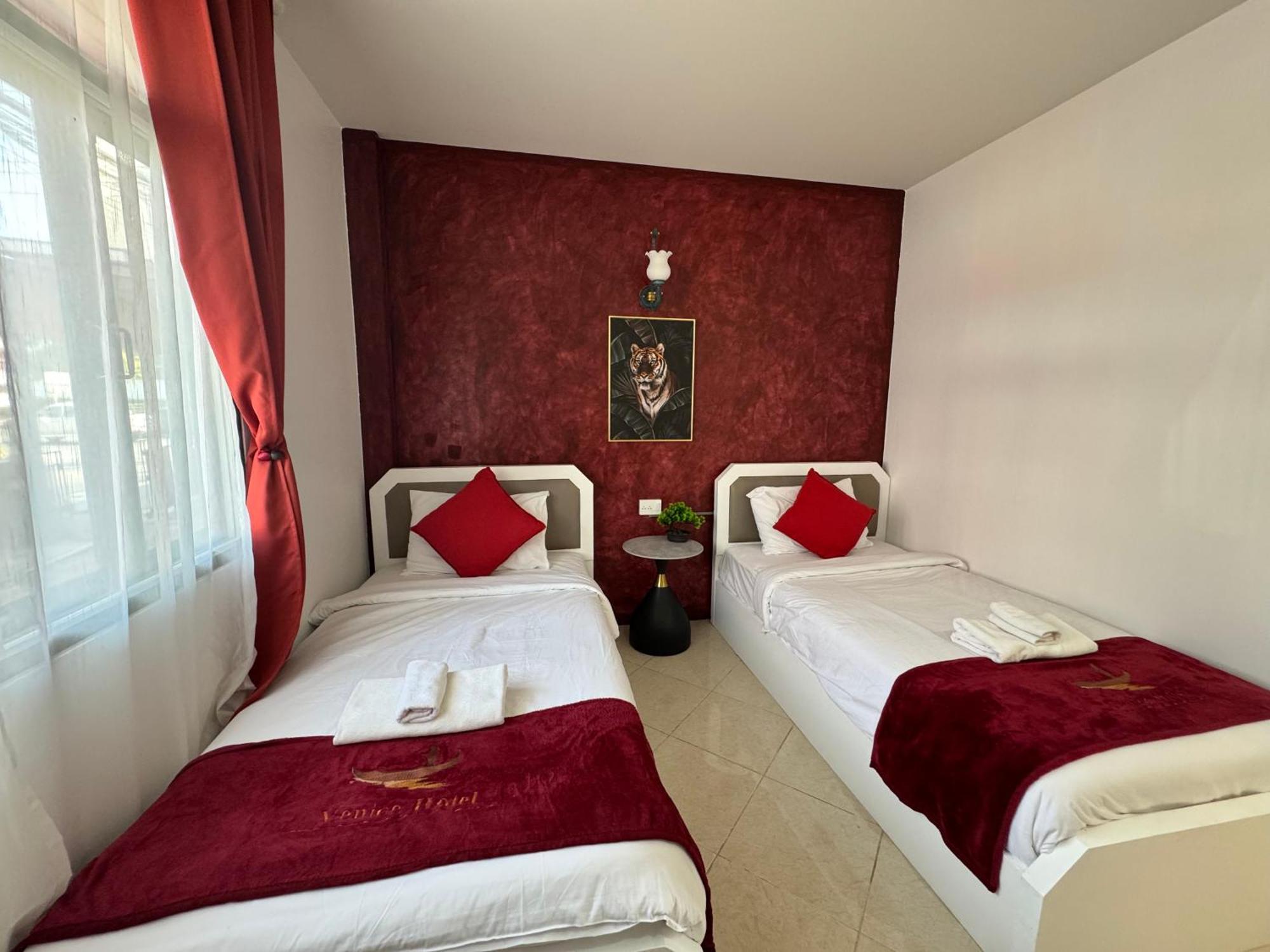 Venice Hotel หัวหิน ภายนอก รูปภาพ